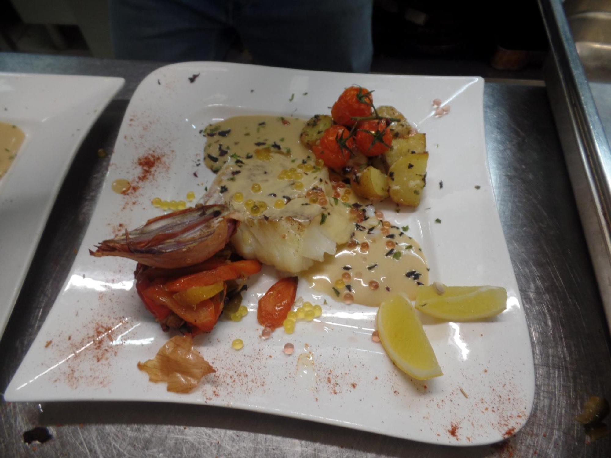Hotel Logis Restaurant Le Commerce 2*